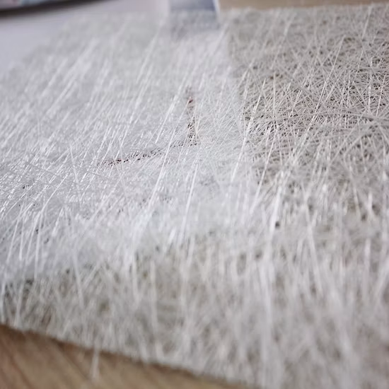 Tapis de brins coupés en fibre de verre E/C en verre pour produits FRP
